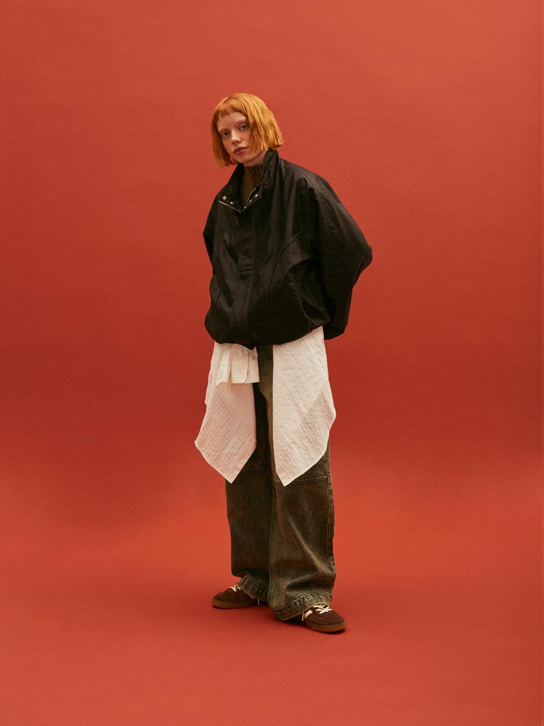 High-Neck String Blouson Jumper - Black