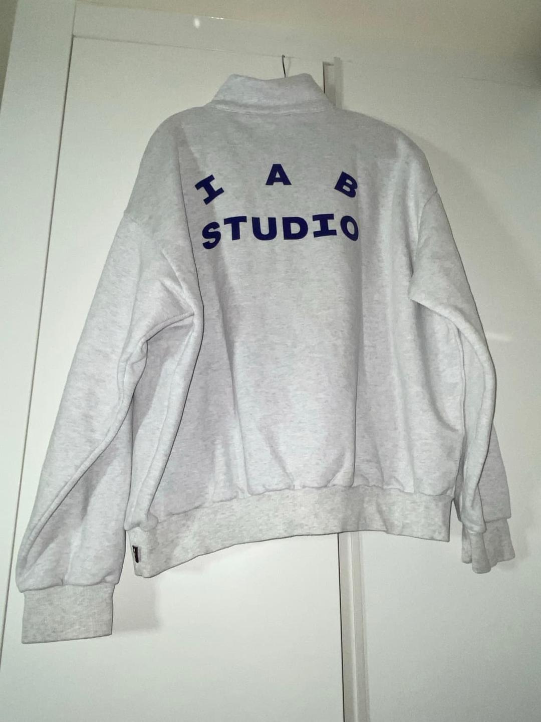 아이앱 스튜디오 풀오버 하프집업 라이트그레이 XL | 후루츠패밀리