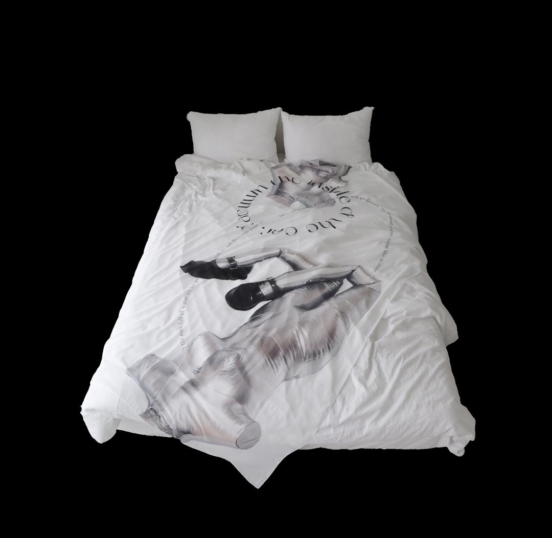 [예약주문 01.25-02.02]vacuum fabric poster/Blanket