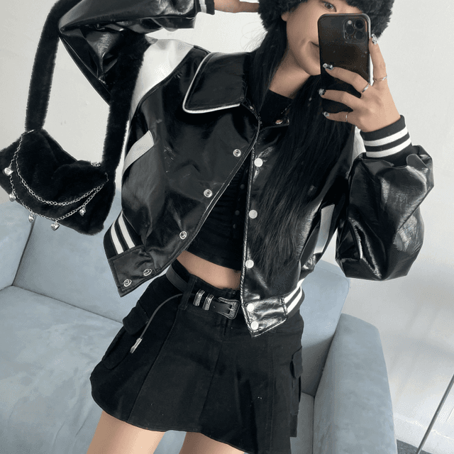 [재진행]키치 글로시 레더 크롭 점퍼(black/3-5일 여유주문)