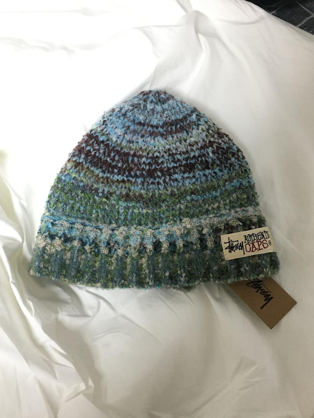 스투시 스컬캡 텍스쳐드 멀티 얀 비니( 블루 멀티 ) | 후루츠패밀리