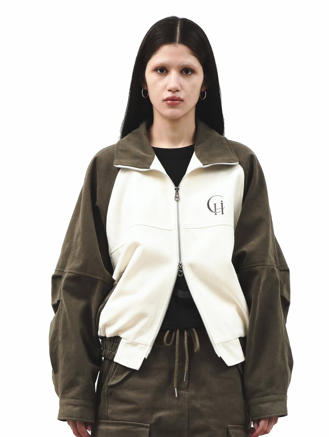 CONTRAST JUMPER .Khaki