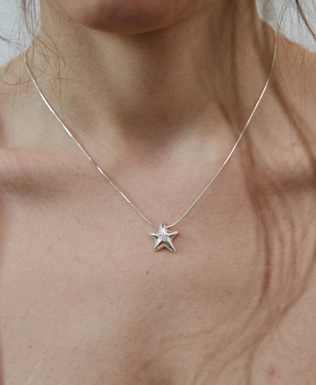 Sea star necklace