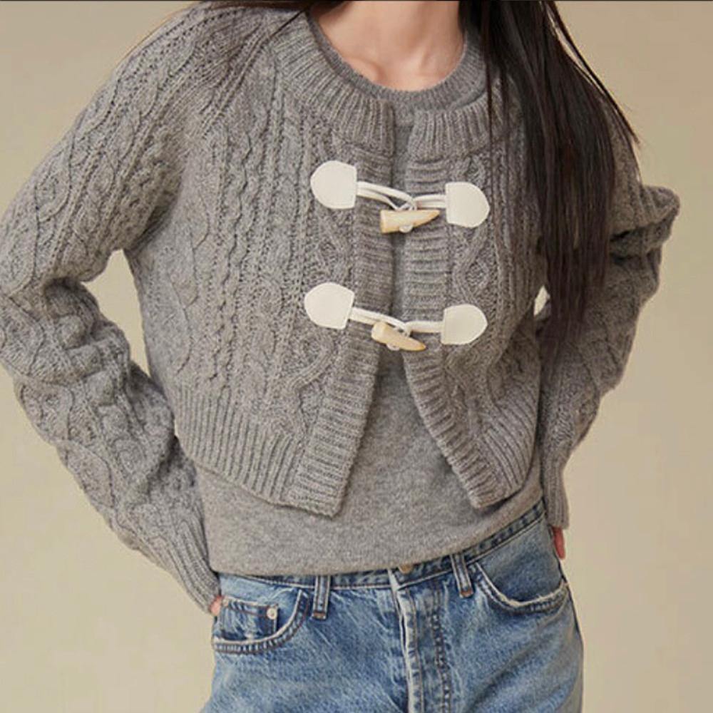 [세일] 더플 떡볶이 케이블 크롭 니트 가디건 (3col)