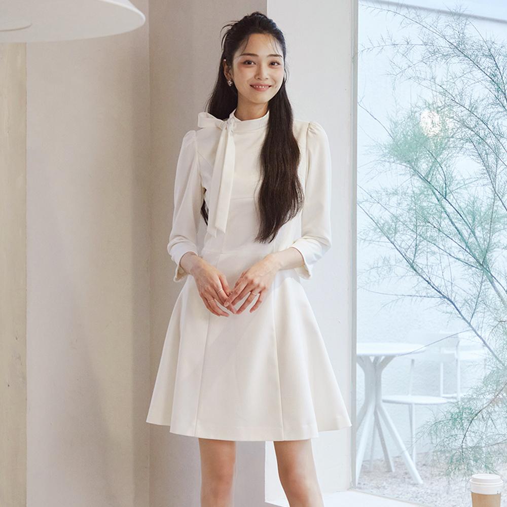 잇미샤 리본타이 원피스 ITN8ZOP62A (IVORY)