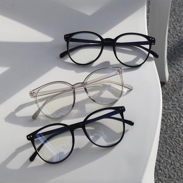 [당일출고/3color] 9g 가벼운 뿔테 안경 휘뚜루마뚜루2 투명 무광블랙 블루라이트 차단