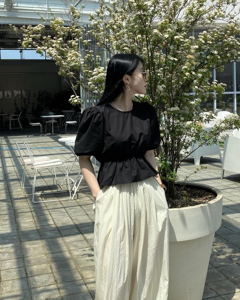 (당일출고) 리본 퍼프셔링 라운드넥 프릴 크롭 숏 반팔 블라우스 셔츠