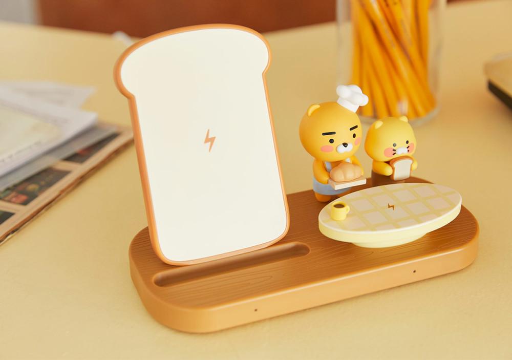 카카오프렌즈 베이커리 라이언 춘식이 2in1 무선 충전기 거치대