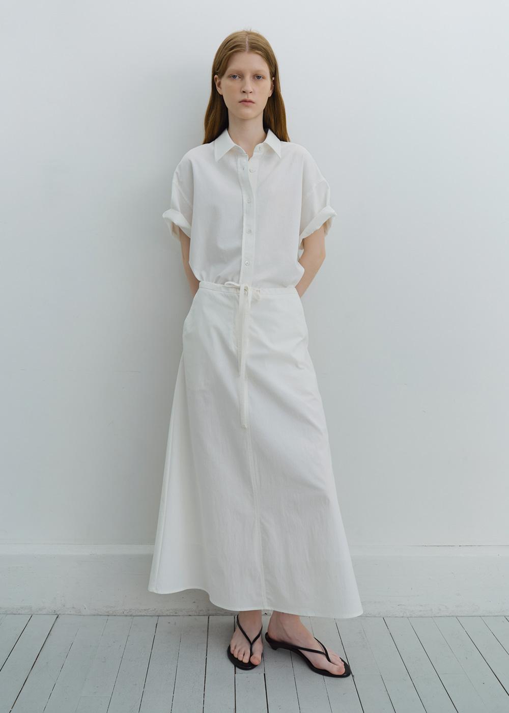 String flare skirt (ivory)