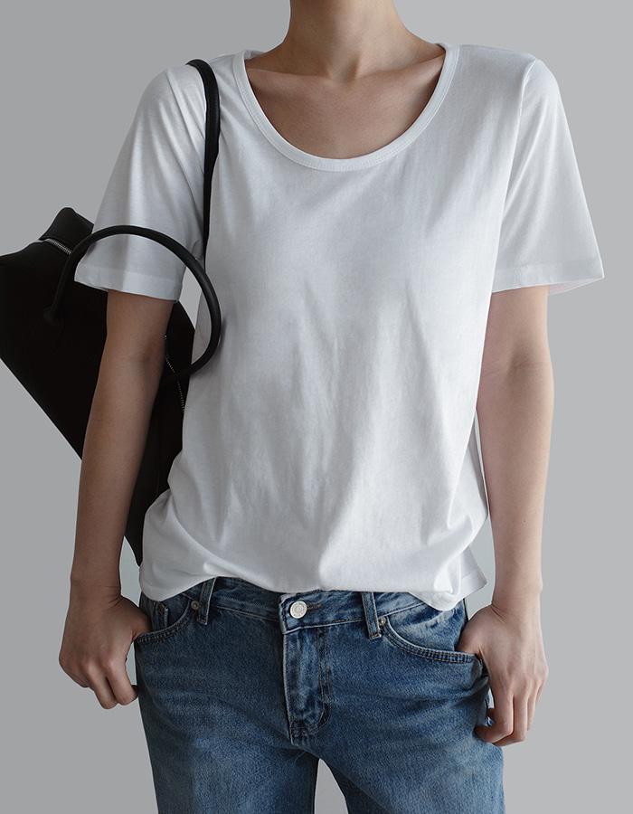 [by LAROOM] 데일리U티셔츠