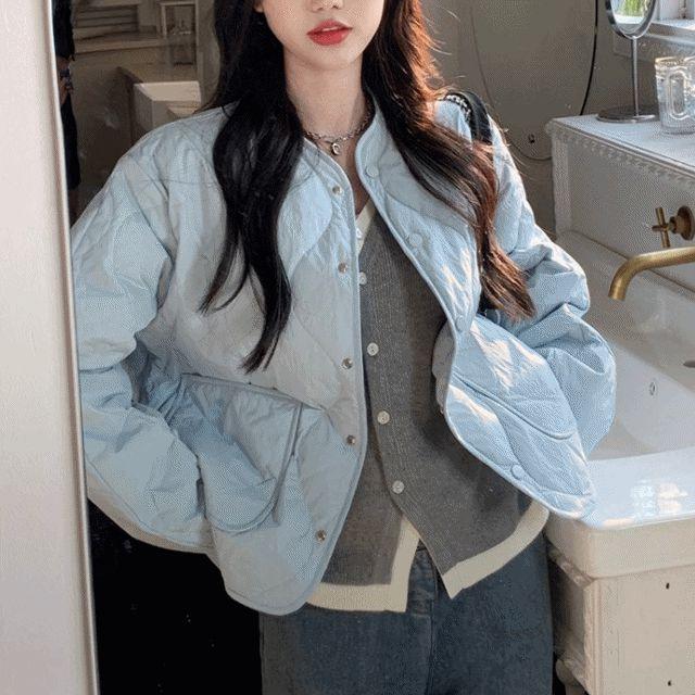 당일출고 [무배] 베이직 노카라 루즈핏 물결 패턴 퀄팅 긴팔 스카이 패딩자켓 (1C) 가을자켓 트위드자켓 레더자켓 가죽자켓 트렌치자켓 반팔자켓 청자켓 크롭자켓 블레이저자켓 스웨이드자켓 오버핏자켓 무스탕자켓 노카라자켓 블루종자켓 체크자켓 퀄팅자켓 코듀로이자켓 헤링본자켓 누빔자켓 퍼자켓 부클자켓 모직자켓 캐시미어자켓 바이커자켓 양털자켓 퍼자켓 밍크자켓 울자켓