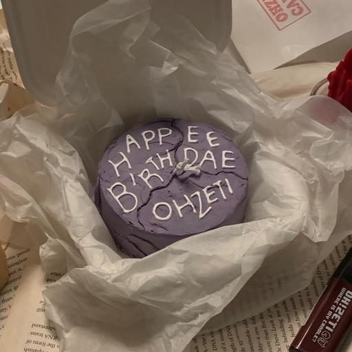 [PLAY] 오제티 레터링 케이크 캔들 (PURPLE)