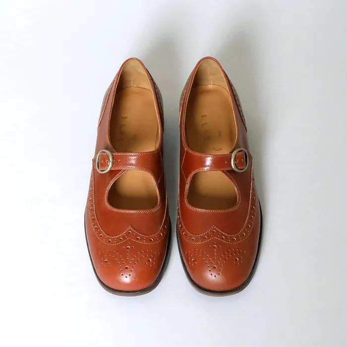 Wingtip Brogue Mary Jane . Brandy Brown