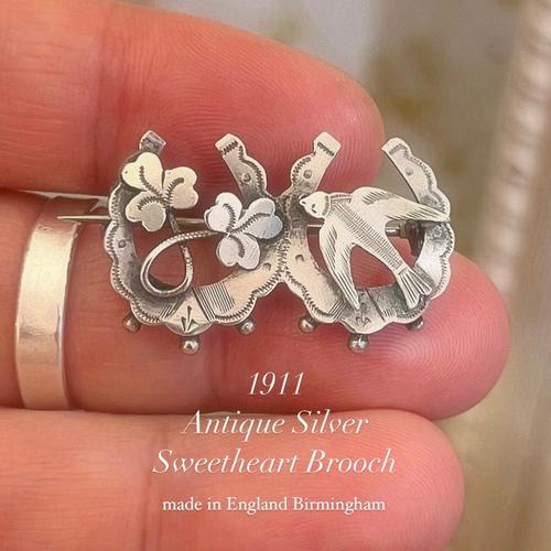 1911 Antique Silver Horseshoe & Bird Sweetheart Brooch (no.2400011)