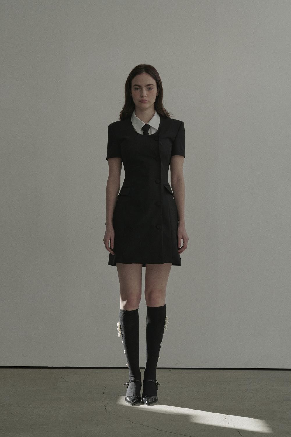 [3월 14일 예약발송] Jenn round neck half-sleeve suit jacket dress - Black