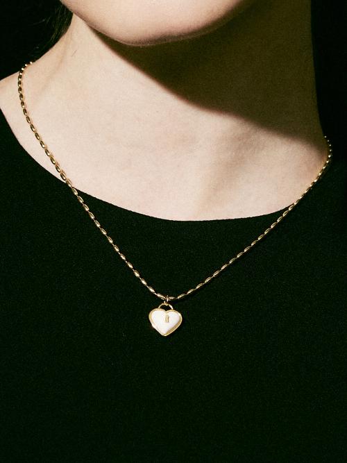 Keyhole Heart Necklace_VH249ONE001M