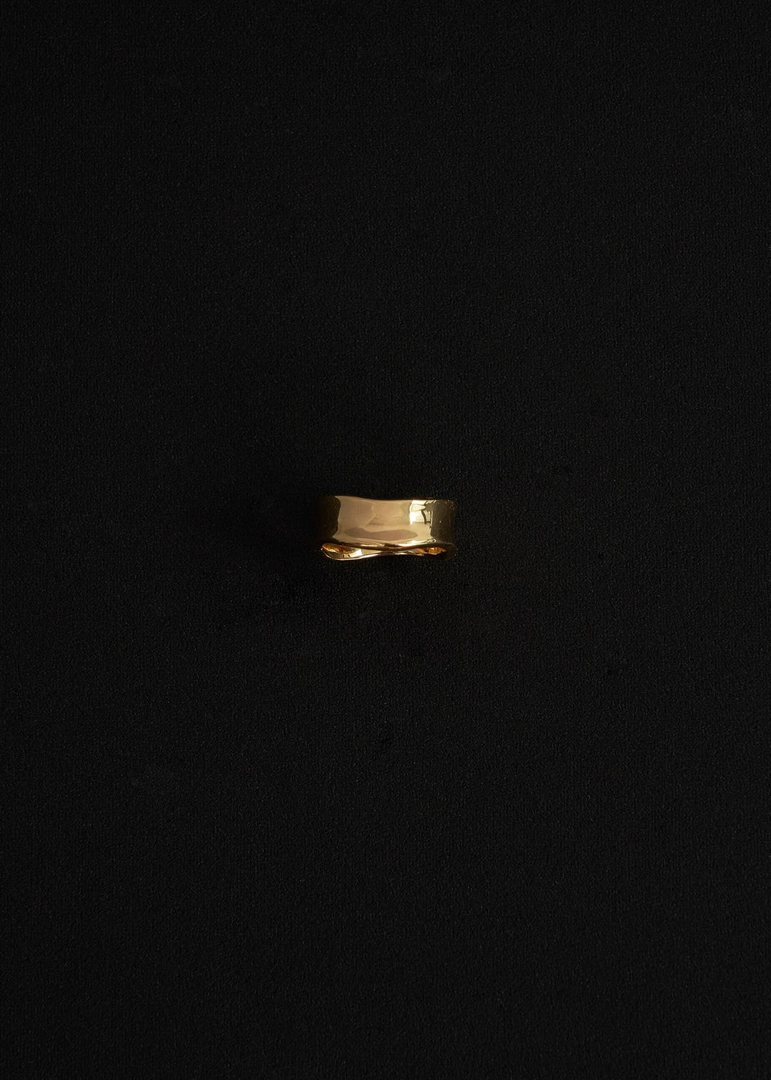Marea Bold Ring. Gold