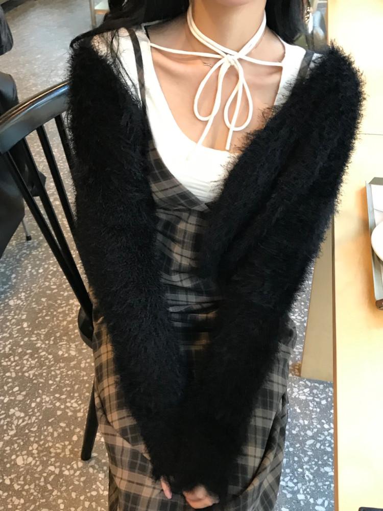 'winter season'(저렴이x)오로라 솔잎 퍼 가디건