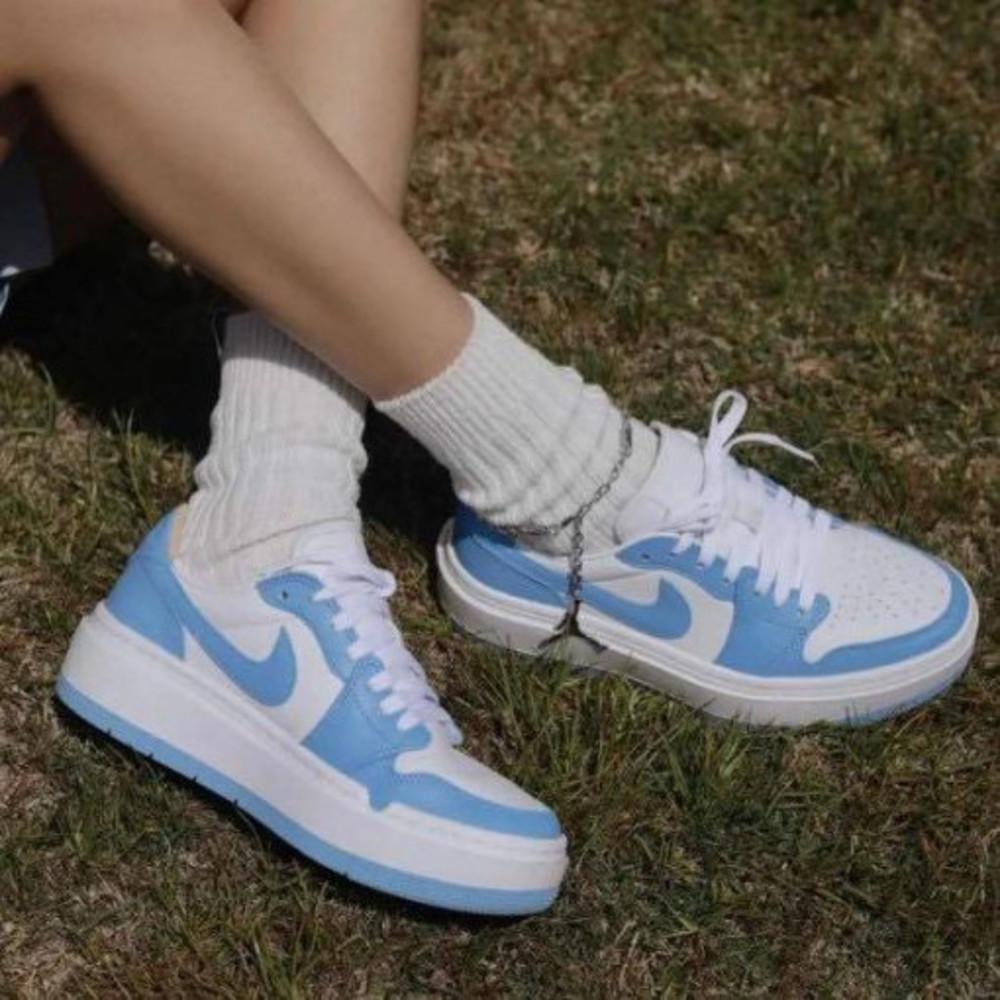 나이키 에어 조던 1 엘리베이트 로우 유니버시티 블루 Nike Air Jordan 1 Elevate Low SE UNC DQ3698-141 우먼스