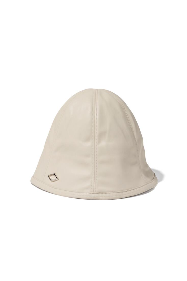 LEATHER BUCKET HAT (CREAM)