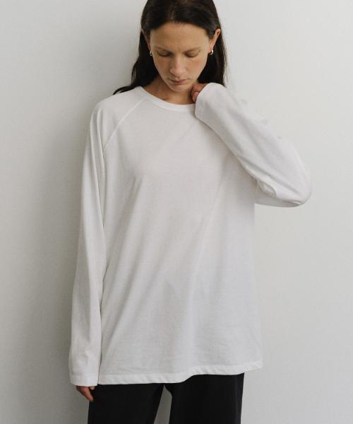 Loose raglan t-shirt
