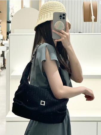 이런 상품 어때요? 루즈앤라운지 뉴 브리짜 숄더백 (RA2D9ABG611W DN)