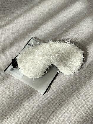 hee sleep mask