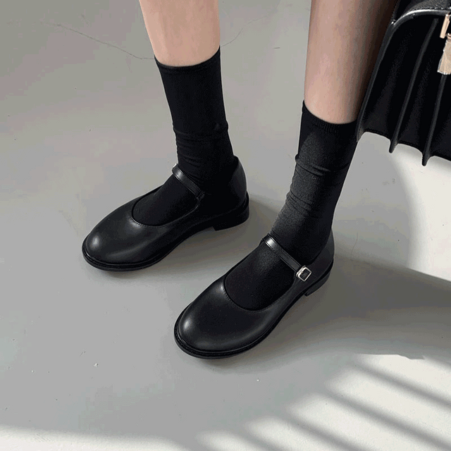 ʕ•ﻌ•ʔ 데일리로 신기 좋은 ʕ•ﻌ•ʔ 모던 심플 메리제인 스트랩 로퍼 2.5cm