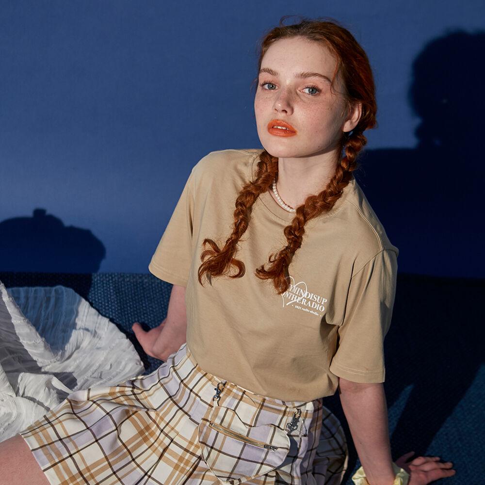 heart radio half T (beige)