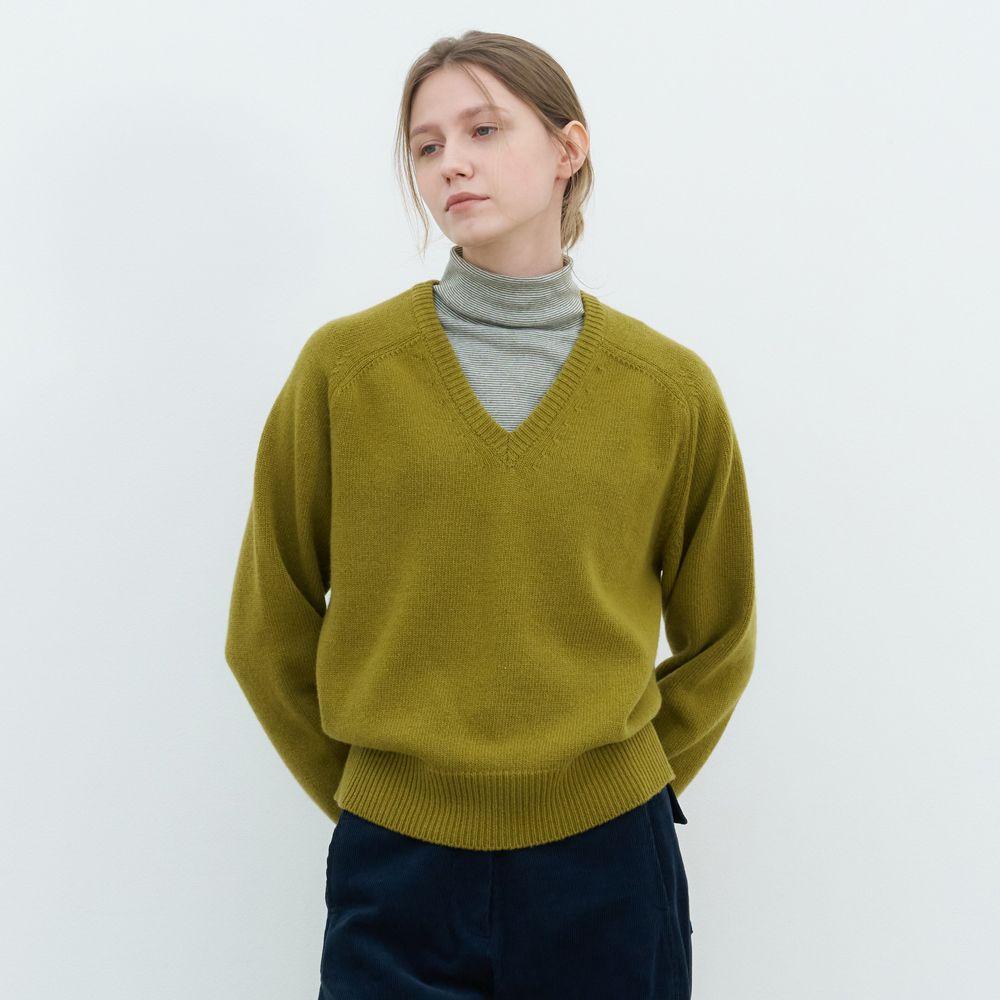 [4차] Cashmere V-Neck Knit (Olive)