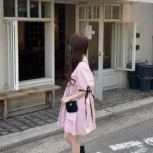 러빈위드 [리본포인트🎀] 리본 배색 반팔 퍼프 캉캉 미니 원피스