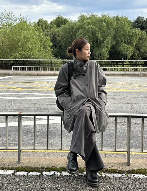 모먼트 하프 트렌치