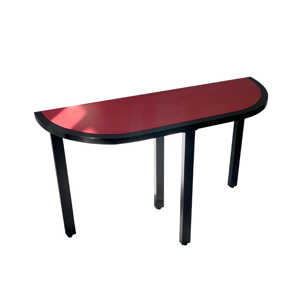 StraightLine Table