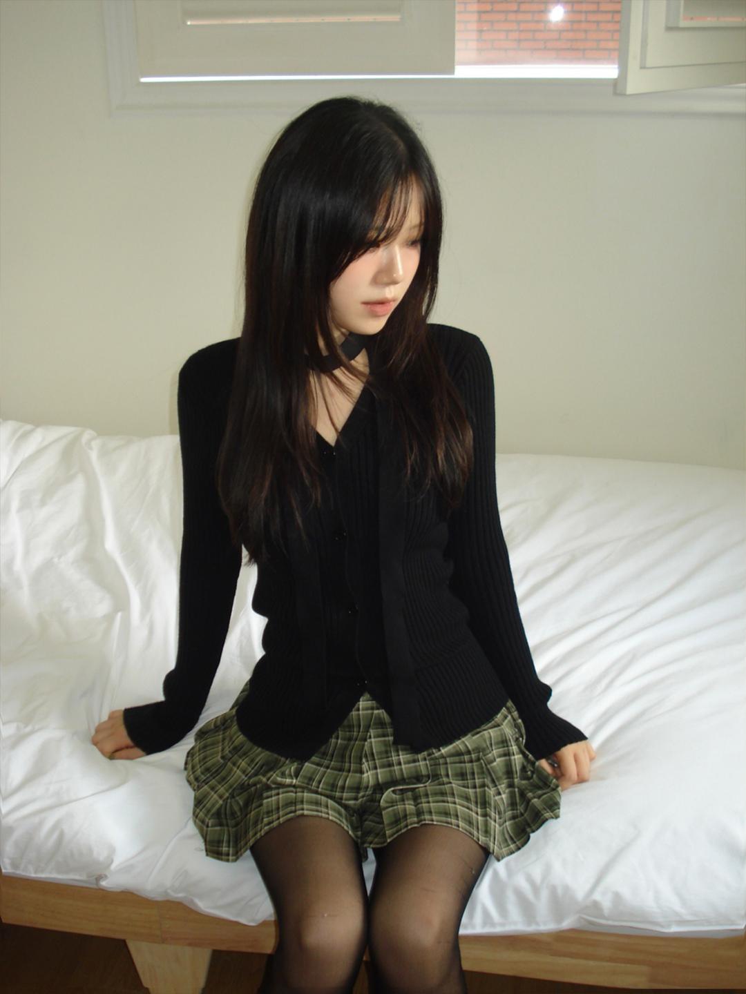 paris check mini skirt