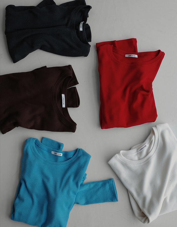 라룸 [by LAROOM] 노멀슬림티셔츠