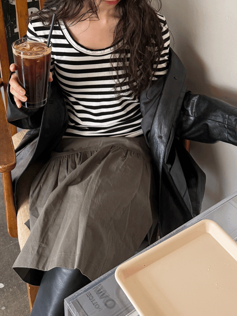 오유오유 단가라 유넥 롱 티_2color