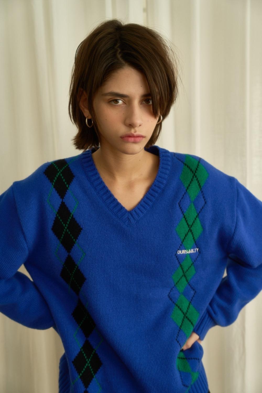 [11/15 예약배송] Argyle Overfit Knit / Blue