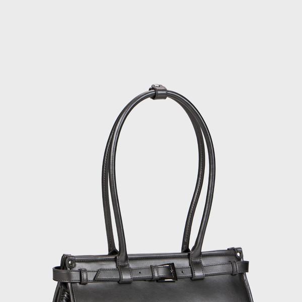 [예약배송9/25] Zelda (Dark Silver)