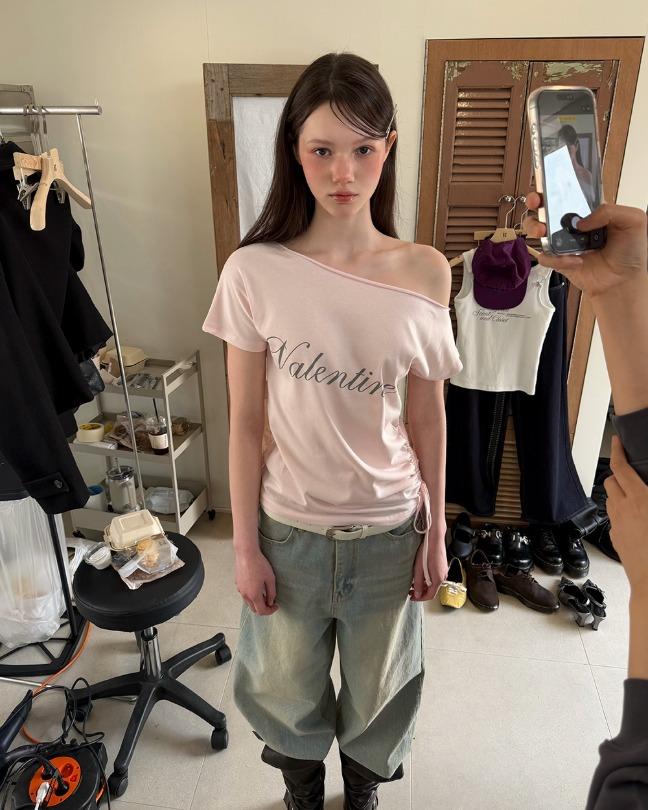 [26S/S NEW][MADE]레나 오프숄더 셔링 반팔 티셔츠