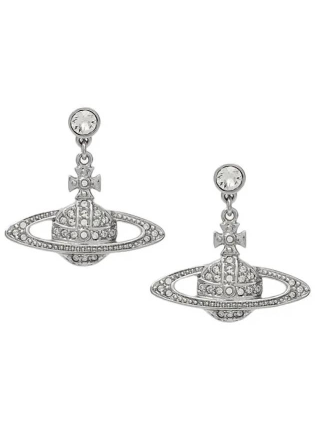 23FW 비비안웨스트우드 미니 바스 릴리프 드롭 귀걸이 실버 62020025 P116   |   발란코드 [66647159]