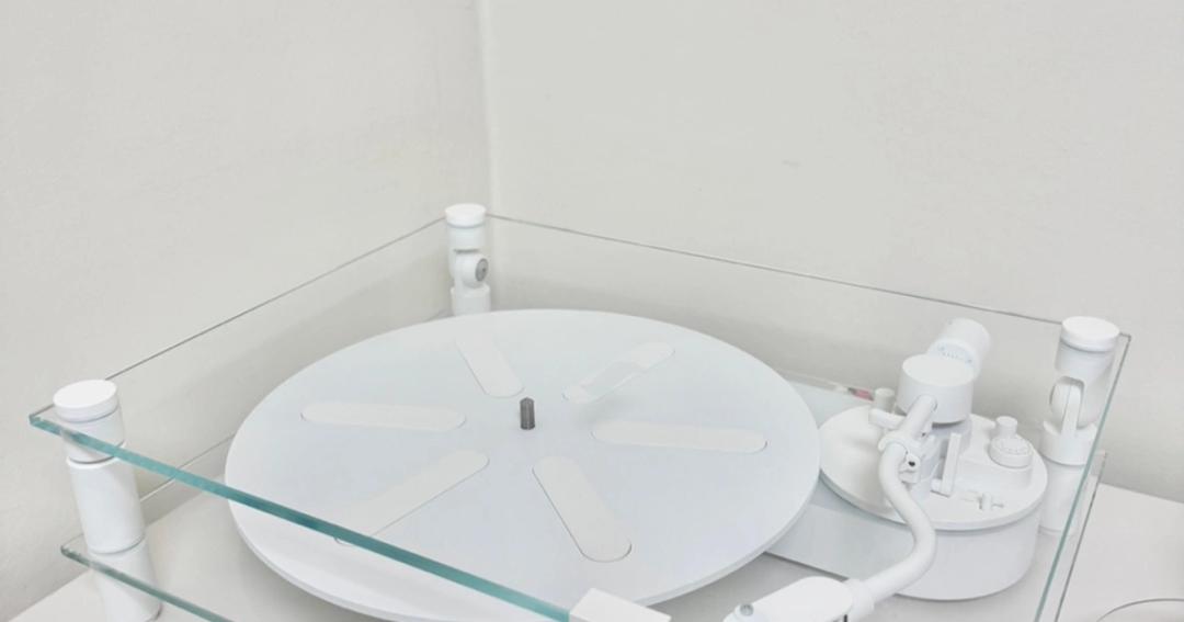 트랜스페어런트 화이트 턴테이블 / Transparent TT-W lp플레이어