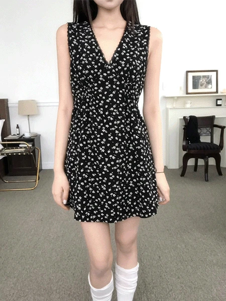 [여름코디추천🖤/부유벙커버] FLARE FLORAL MINI DRESS