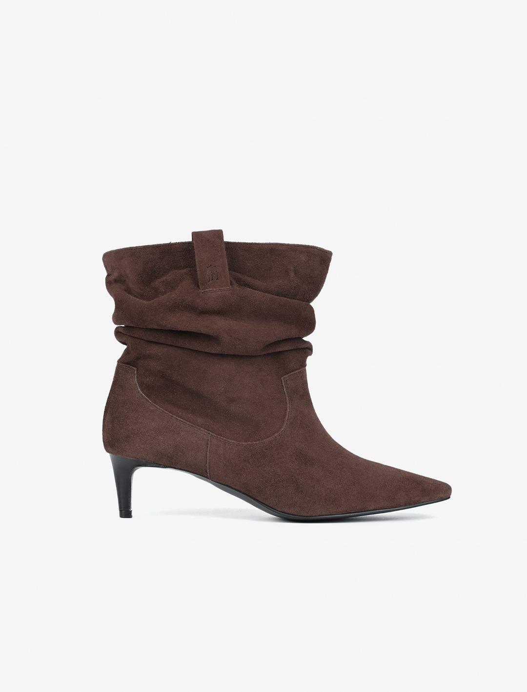 040 Low Marco wrinkle ankle boots (Brown)