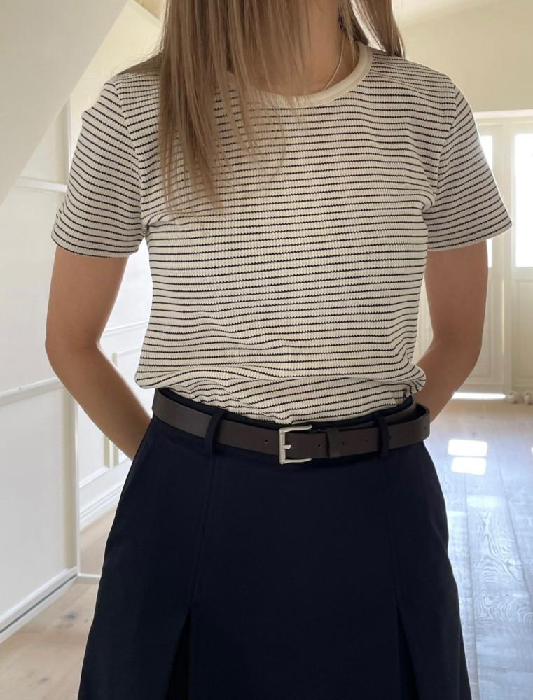 [아이,블랙 당일배송] 드온도 엠보 단가라티 스트라이프티 골지티 골지반팔티 (3컬러)