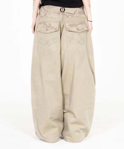 Hidden Camo Balloon Pants Beige