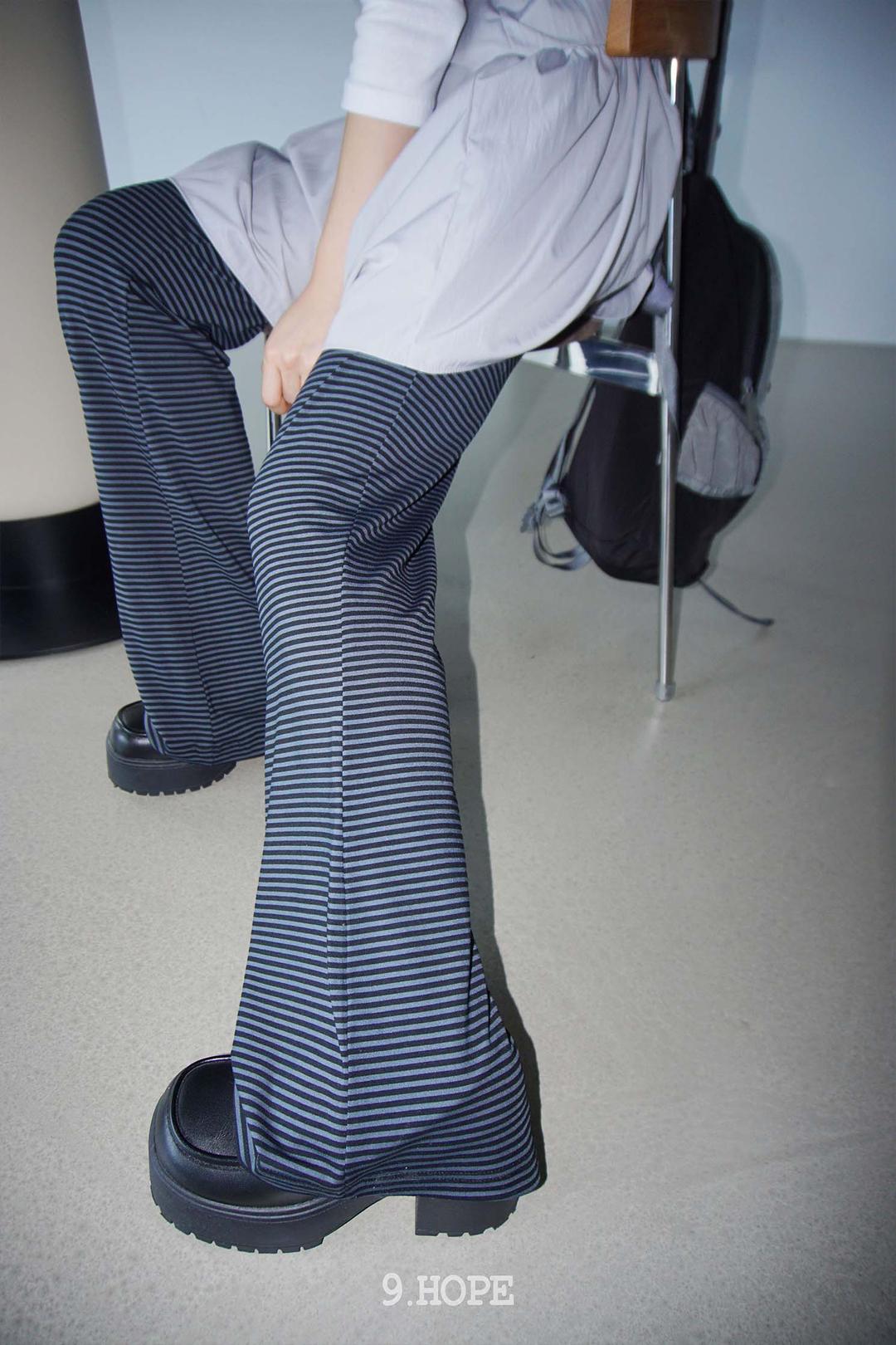 [9.hope] black jelly boots-cut