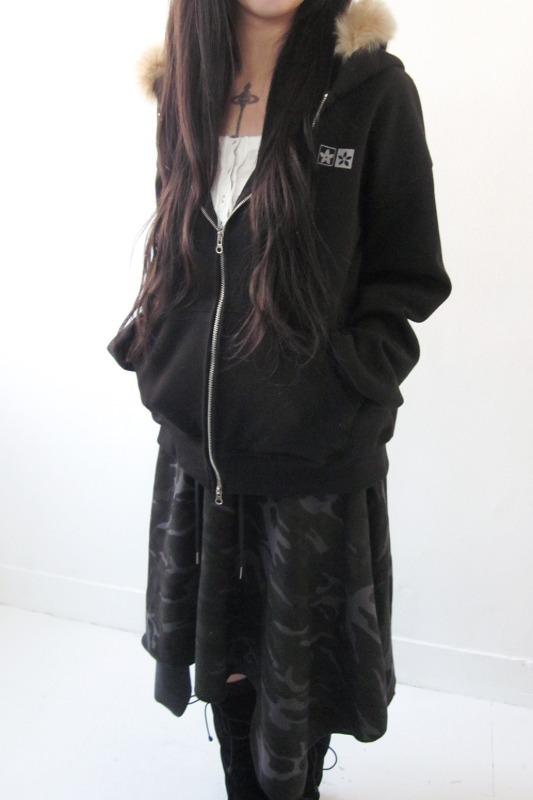 mark hoodie zip-up (2color)