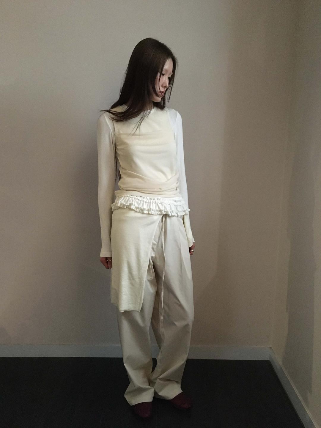 FRILL LONG SLEEVE _IVORY