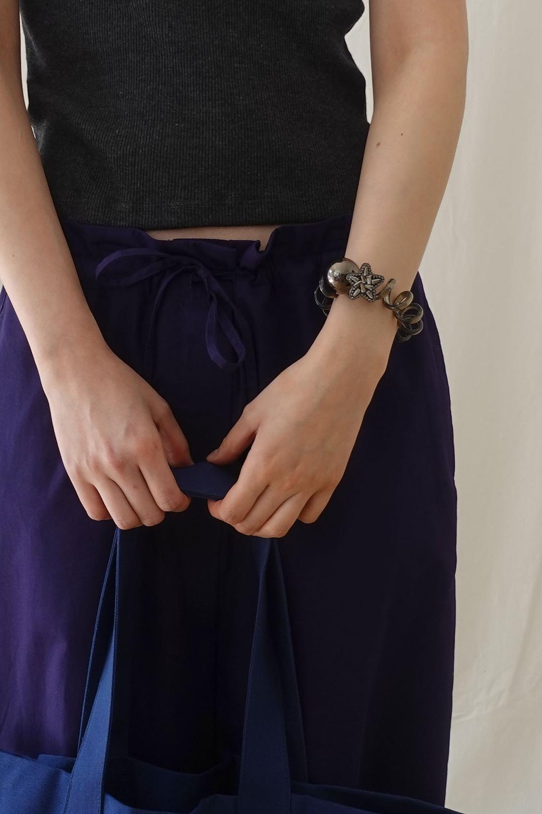 Ball spring hair tie
