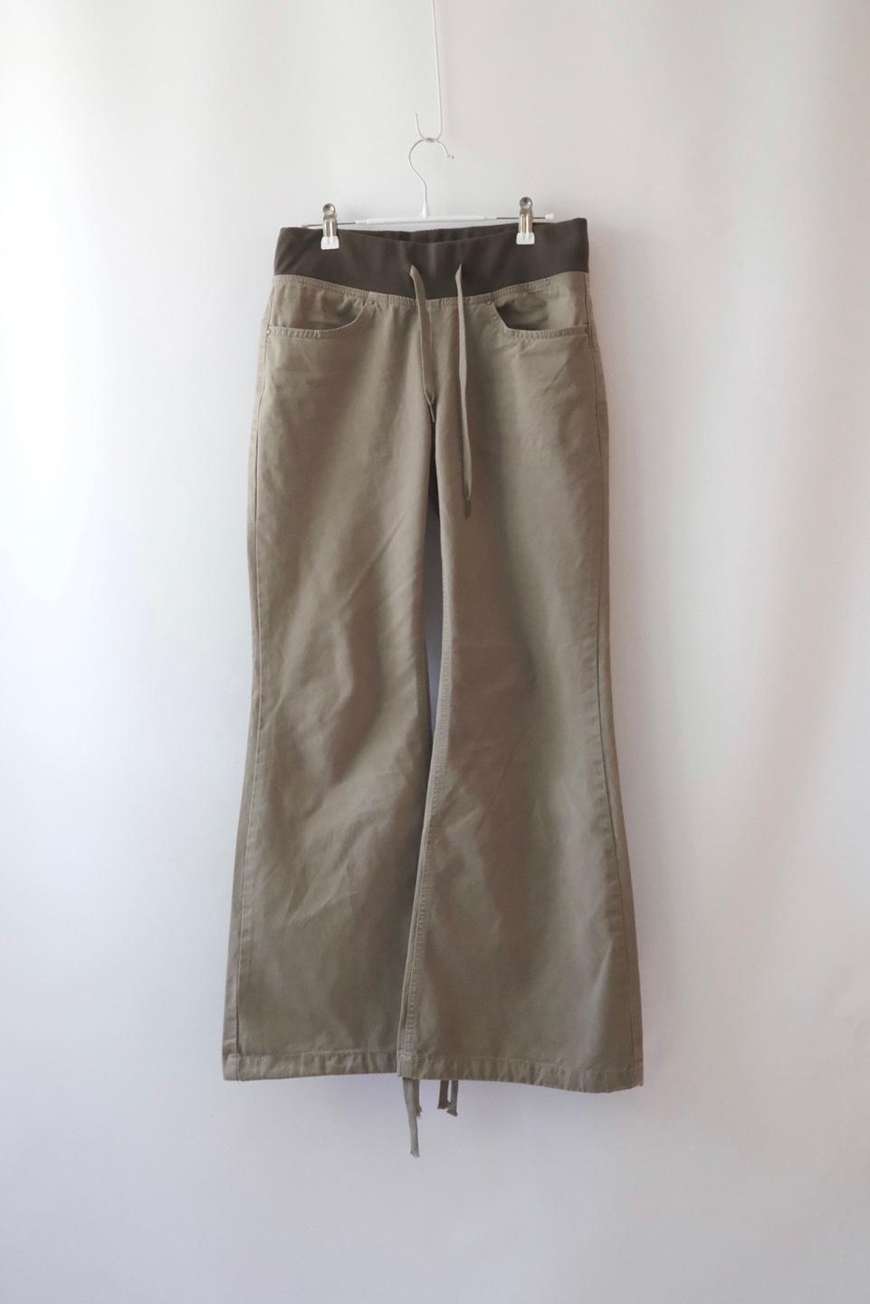 로우 카키 밴딩 부츠컷(문의폭주)